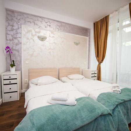Sia Residence 奥托佩尼 外观 照片